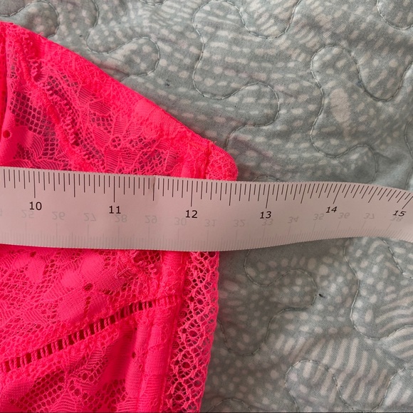 Victoria’s Secret - Strapless Bralette - Picture 6 of 9